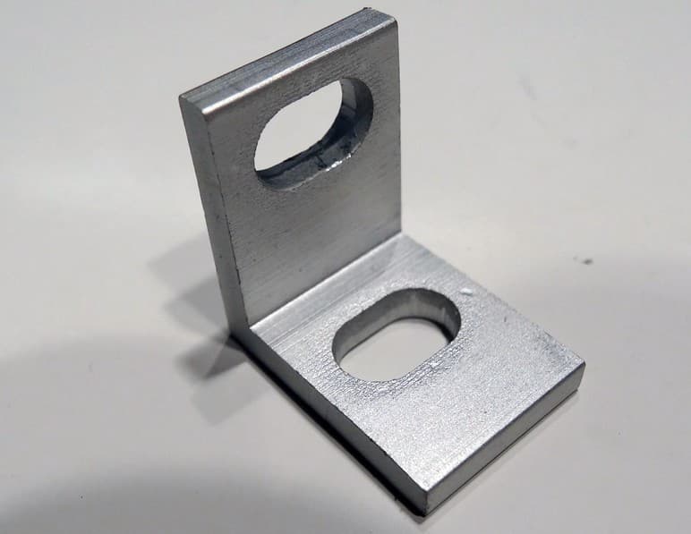 Single UniversalL Bracket for CNC/Imprimante 3D Assembly — image 1