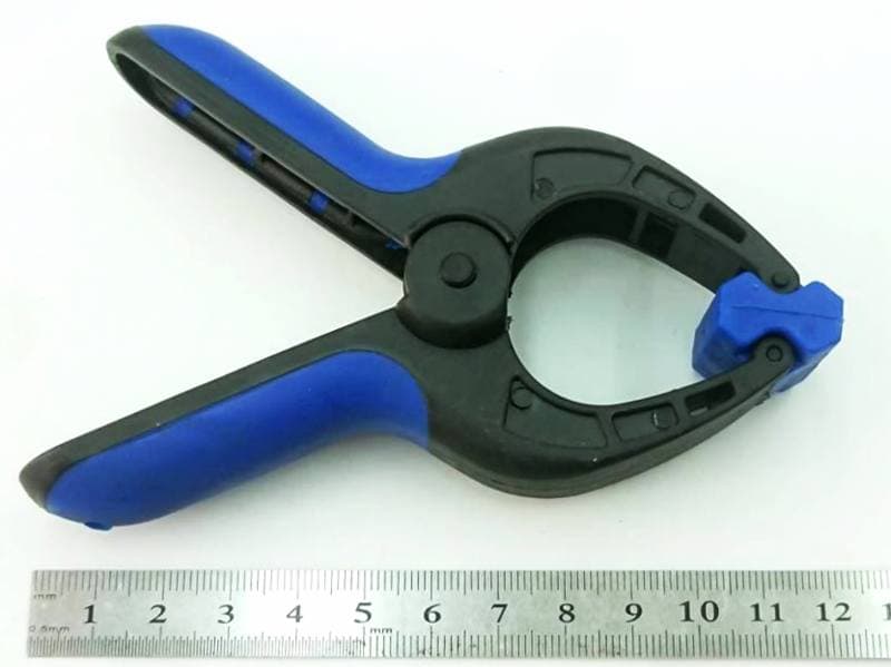 Plastic Spring Clamps (Medium) — image 1