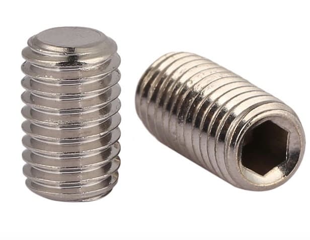 screw M4*6  — image 1